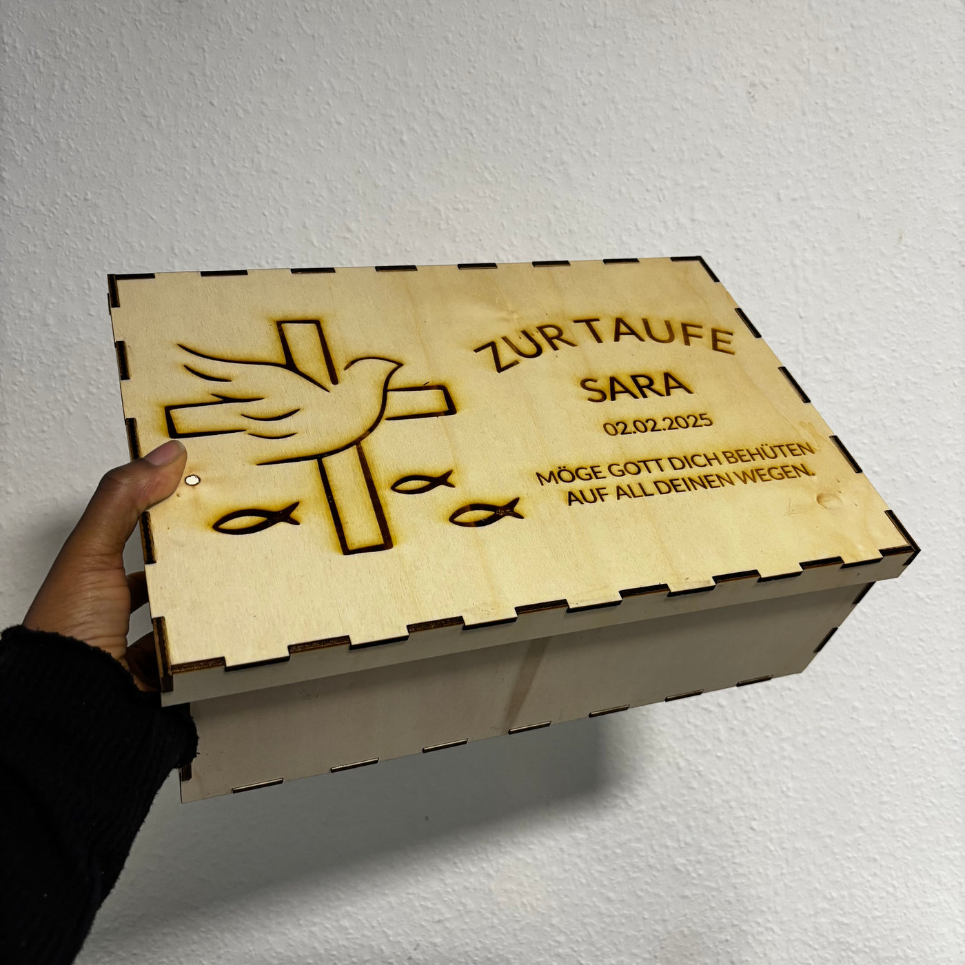 Personalisierte Holzkiste "Zur Taufe"